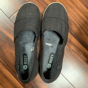 Roxy Slip on comfy see pics size 9